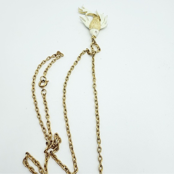 Elegant Gold Tone Enamel Fish Pendant Long Necklace With Rhinestone Eyes - Picture 6 of 8